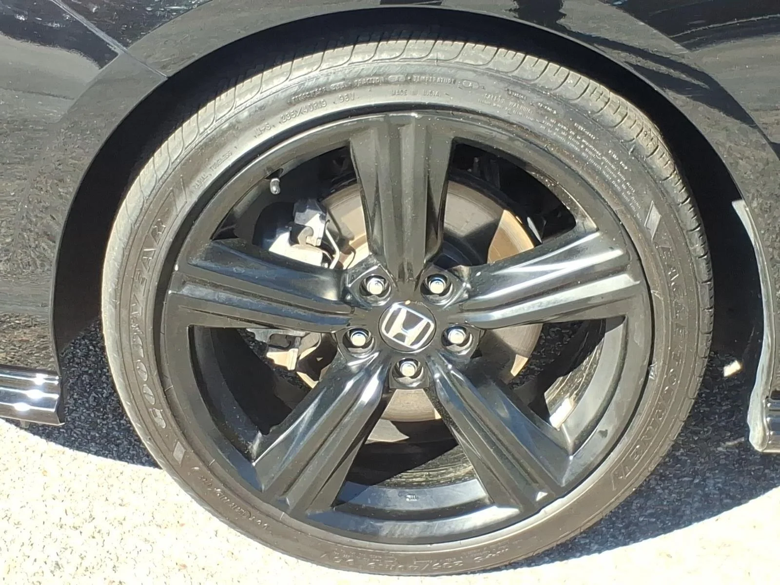 Used 2025 Crystal Black Pearl Honda Sport-L image 4