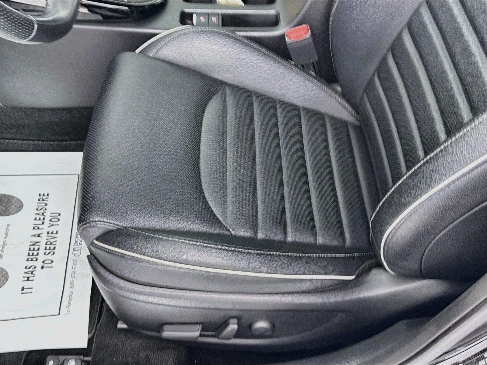 Used 2022 Aurora Black Kia GT-Line image 19
