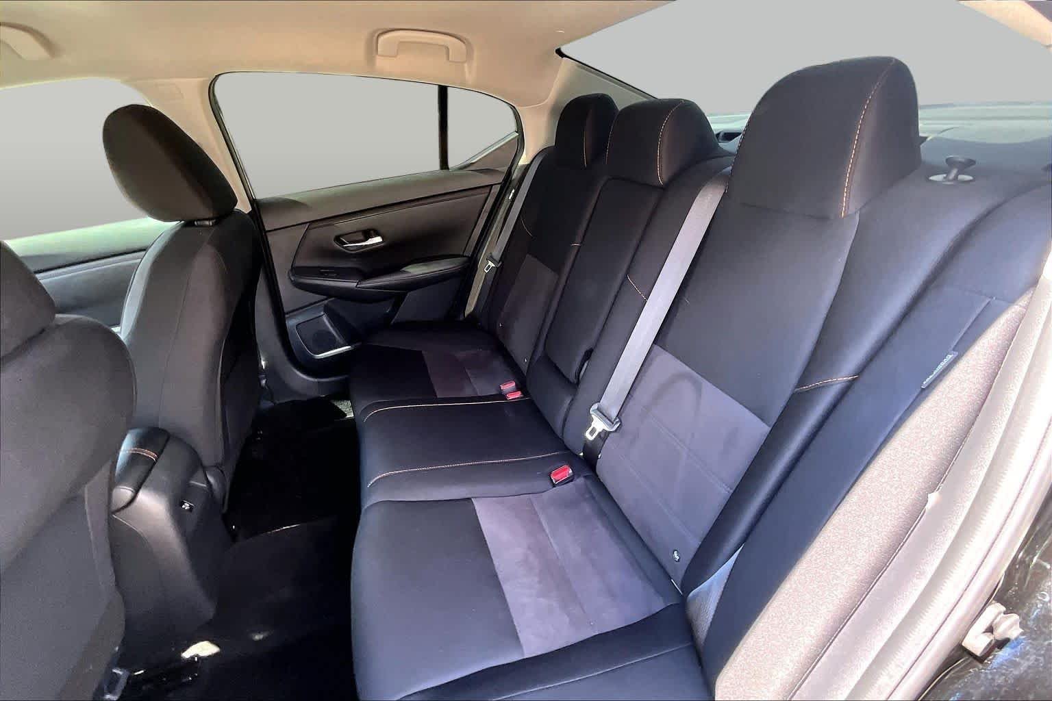 Used 2022 Super Black Nissan SR image 17