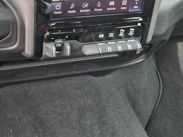 2025 RAM 2500 Tradesman - Photo 15