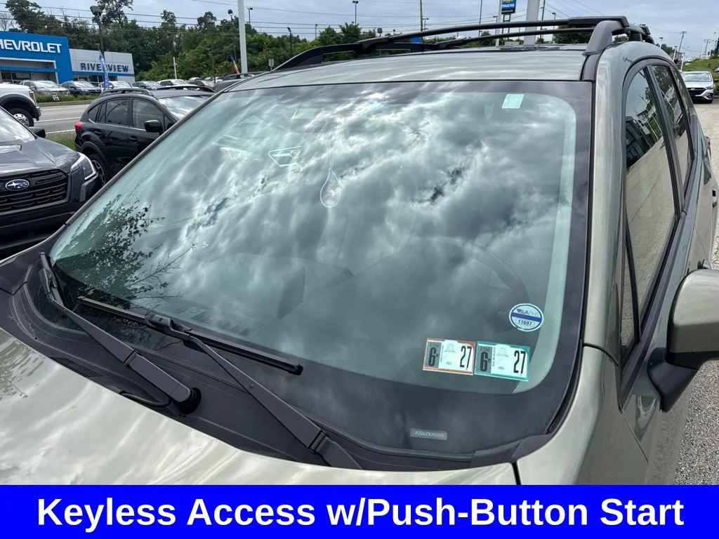 Used 2020 Green Subaru Premium image 9