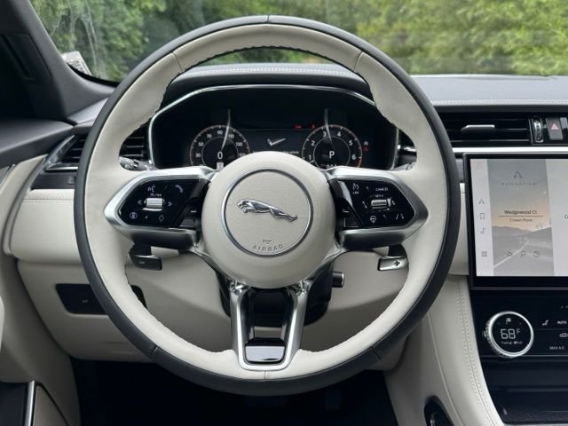 2026 Jaguar F-Pace R-Dynamic S - Photo 22