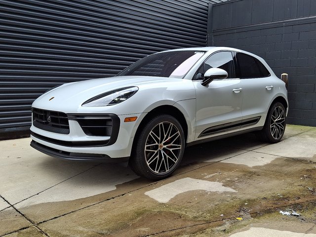 2026 Porsche Macan S