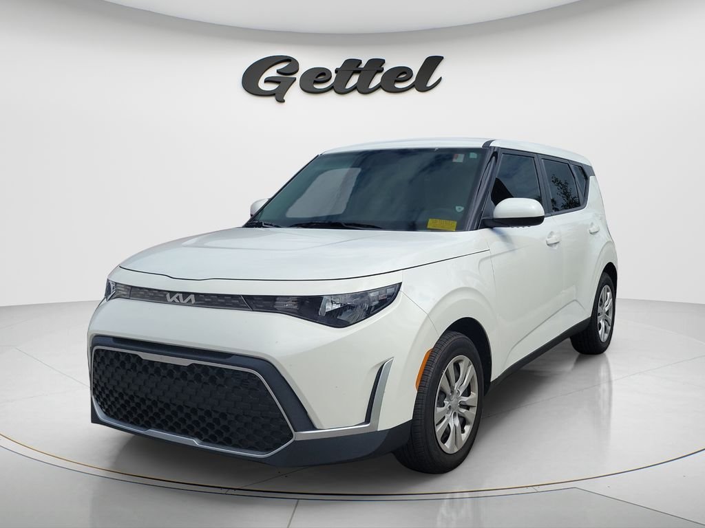 2023 Kia Soul 2.0L LX IVT's photo