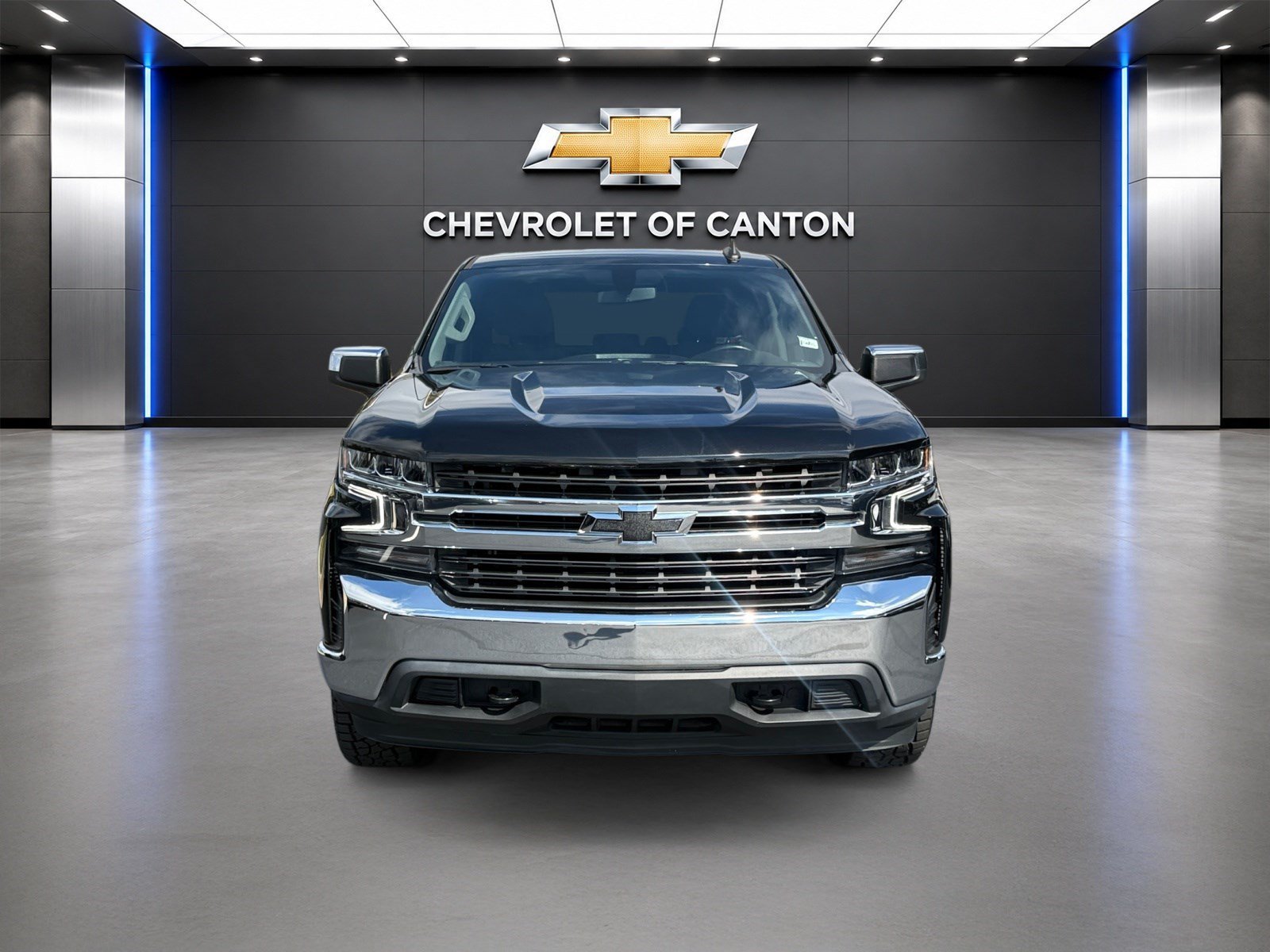 Used 2022 MOSAIC BLACK METALLIC Chevrolet LT image 2