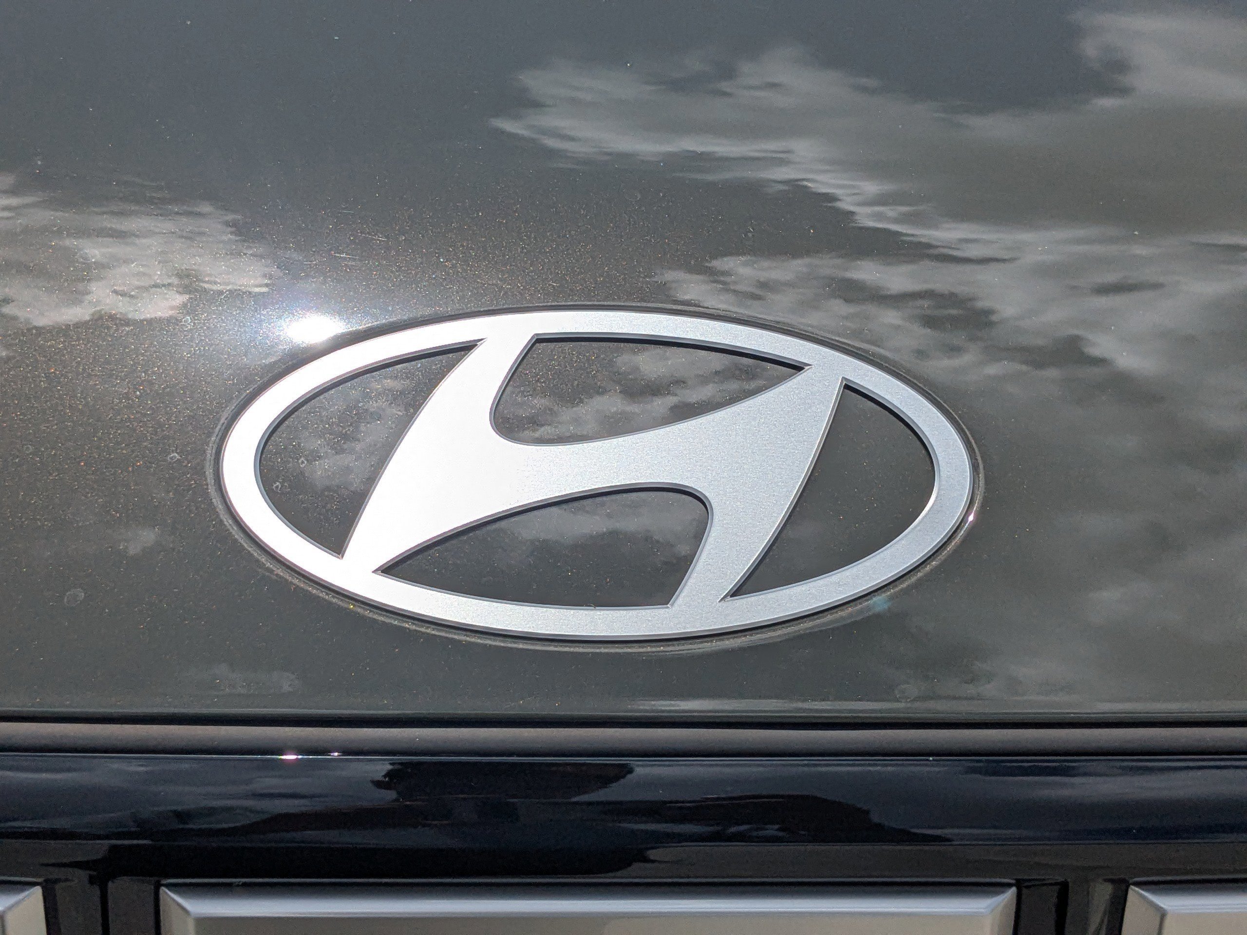 New 2026 Rockwood Green Hyundai SEL FWD image 13
