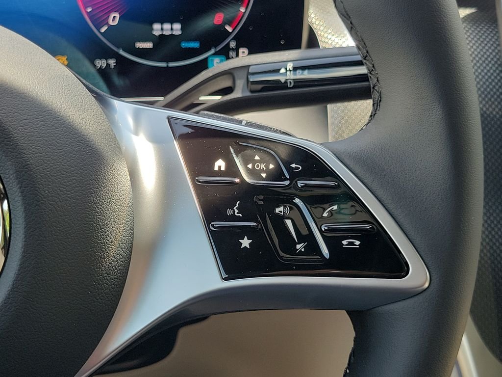 New 2027 MANUFAKTUR Alpine Grey Mercedes-Benz GLC 300 image 25