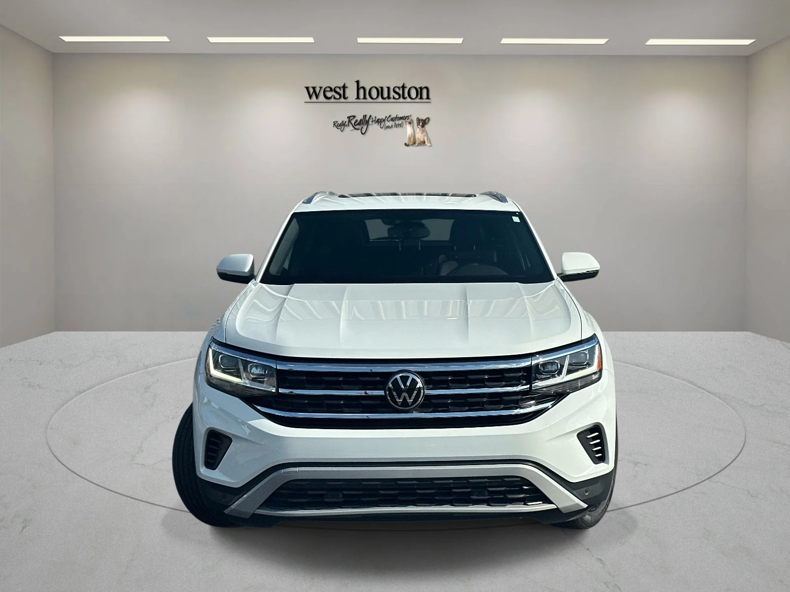 Used 2023 White Volkswagen 3.6L V6 SE w/Technology image 2