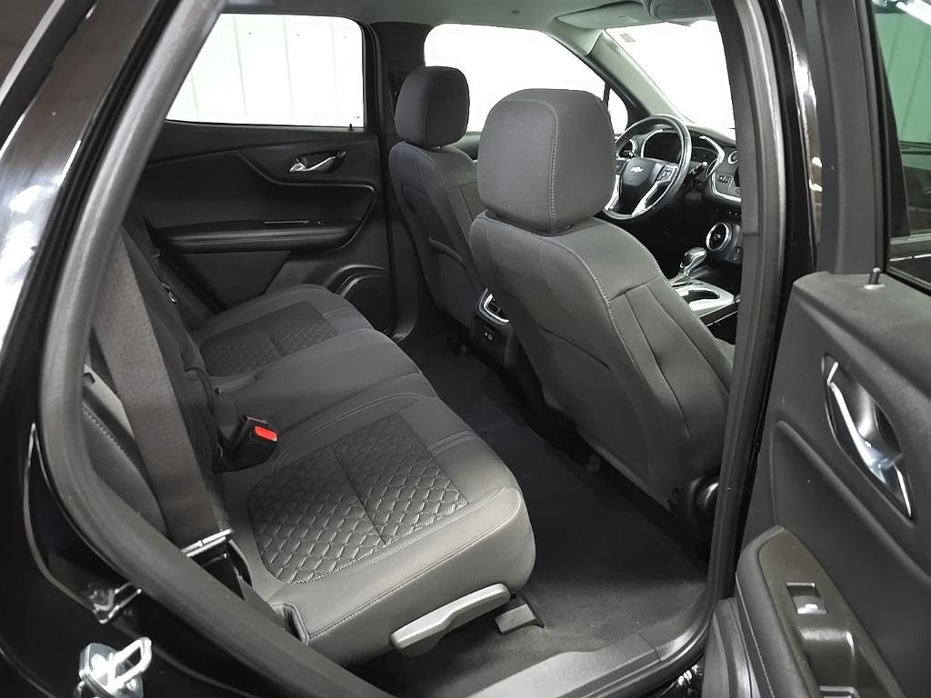Used 2020 Black Chevrolet LT image 17