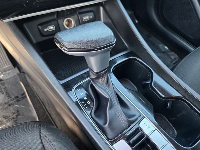 Certified Used 2022 Blue Hyundai SEL image 13