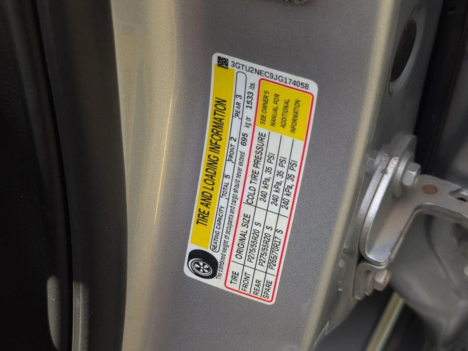 Used 2018 Quicksilver Metallic GMC SLT image 11
