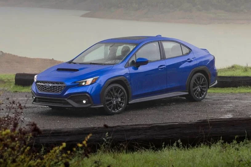 Used 2022 Blue Pearl Subaru Premium image 3