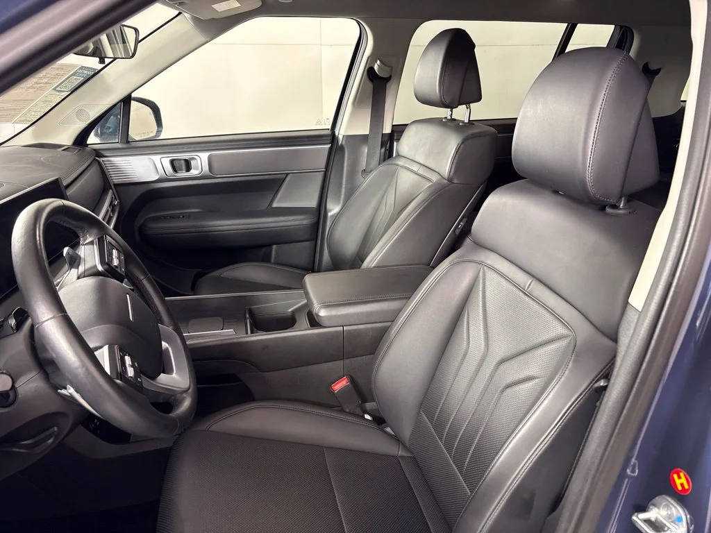 Used 2025 Blue Hyundai SEL image 30