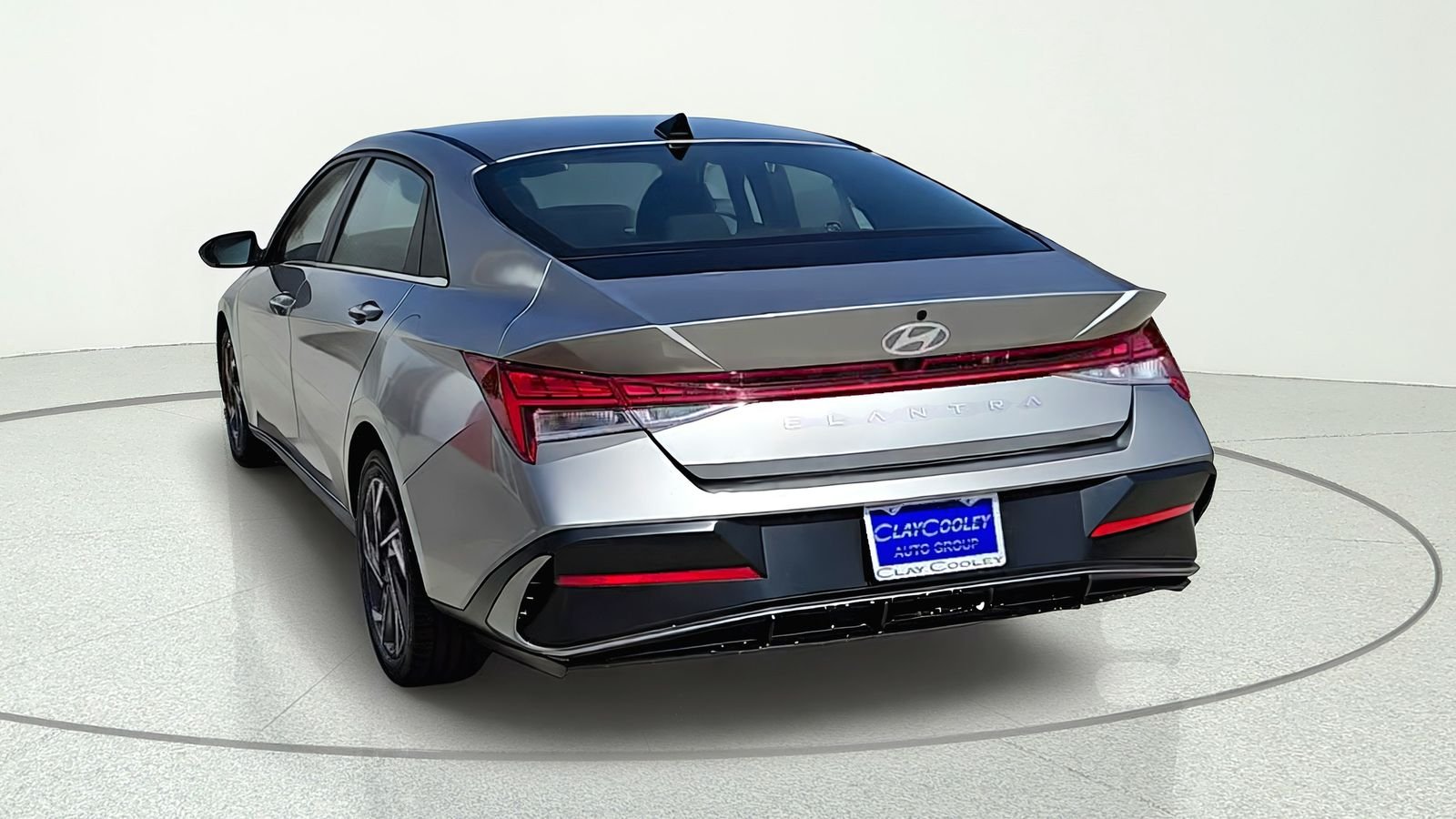 2025 Hyundai Elantra SEL - Photo 7
