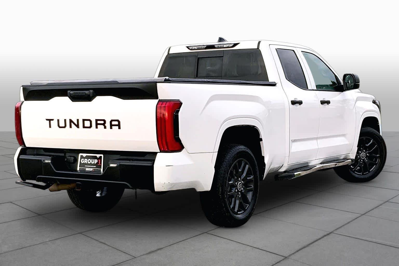 Used 2022 White Toyota SR image 13