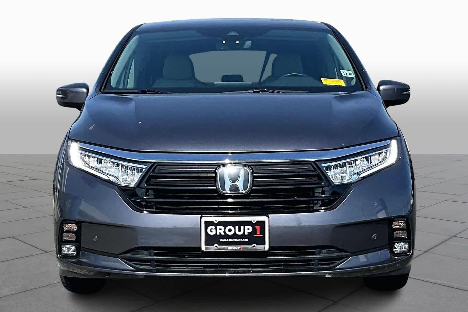 2024 Honda Odyssey Touring - Photo 4
