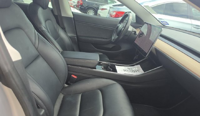 Used 2018 Silver Tesla Long Range image 3