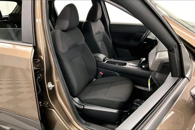 New 2026 Canyon Bronze Metallic Nissan S image 36