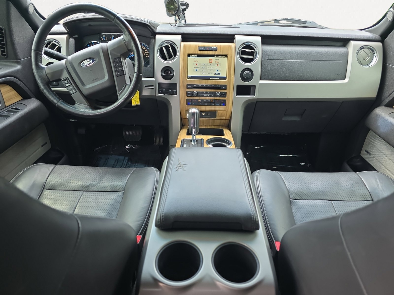 Used 2011 Tuxedo Black Metallic Ford Lariat image 3