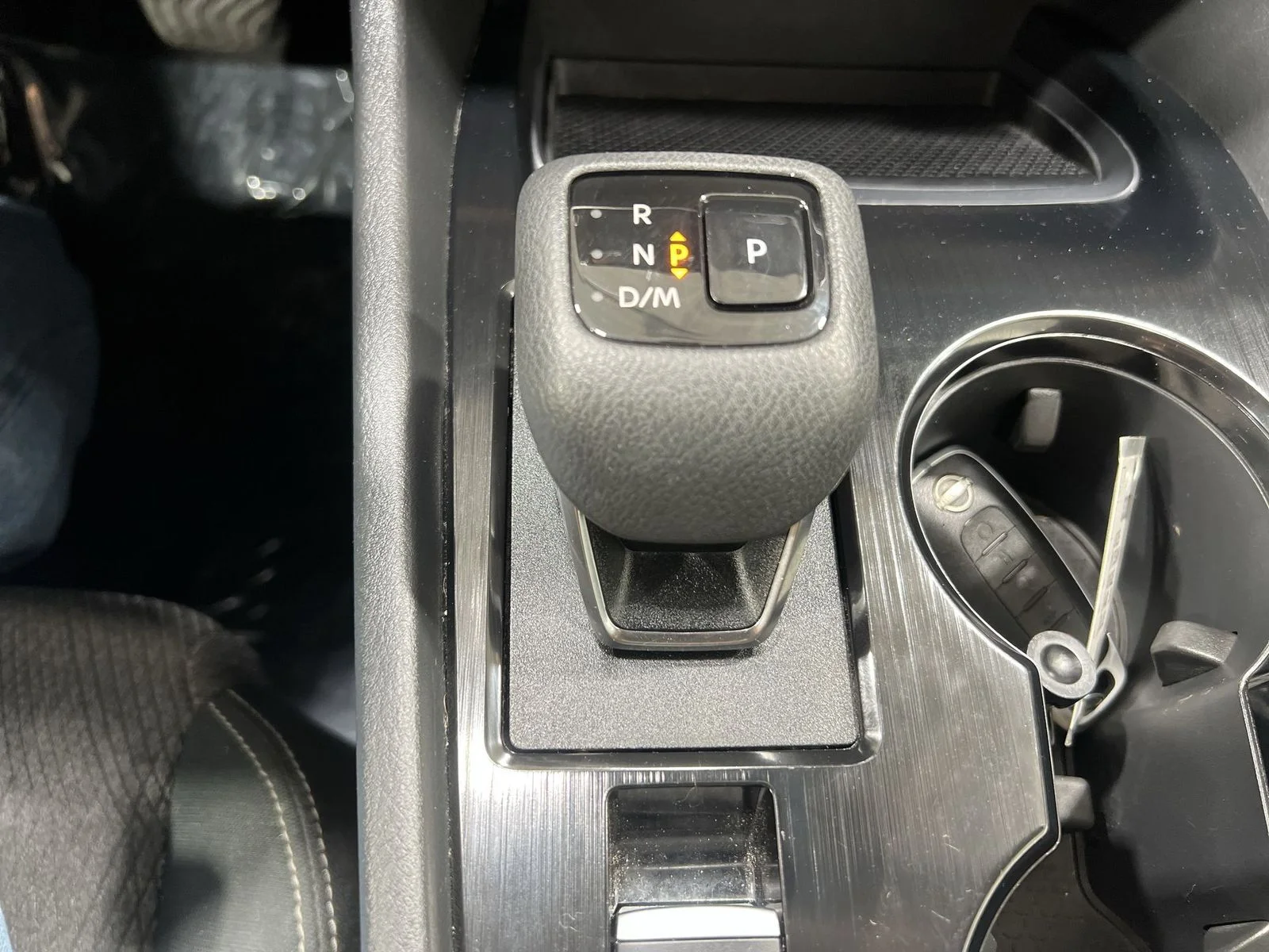 2025 Nissan Rogue SV - Photo 19
