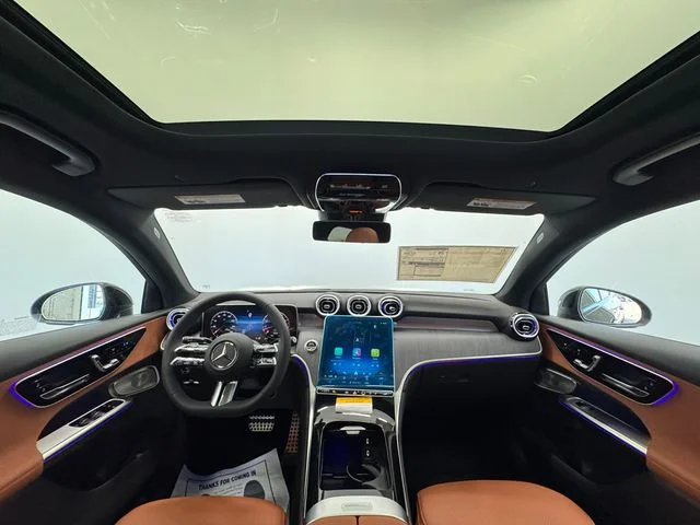 New 2027 Black Mercedes-Benz GLC 300 image 22