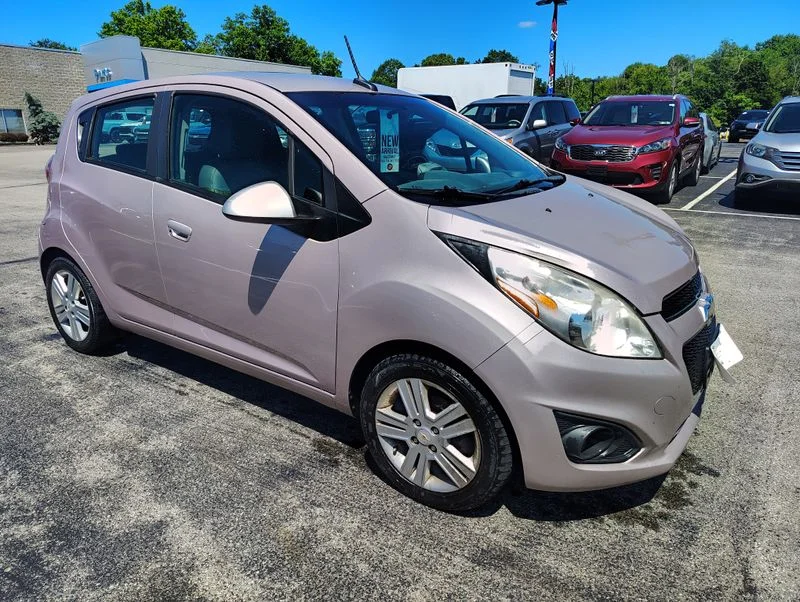 Used 2013 Red Chevrolet 1LT image 3