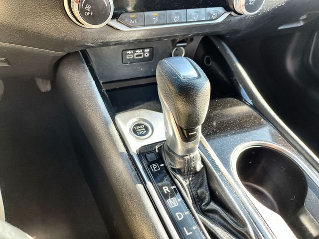 Used 2021 Silver Nissan 2.5 SV image 22