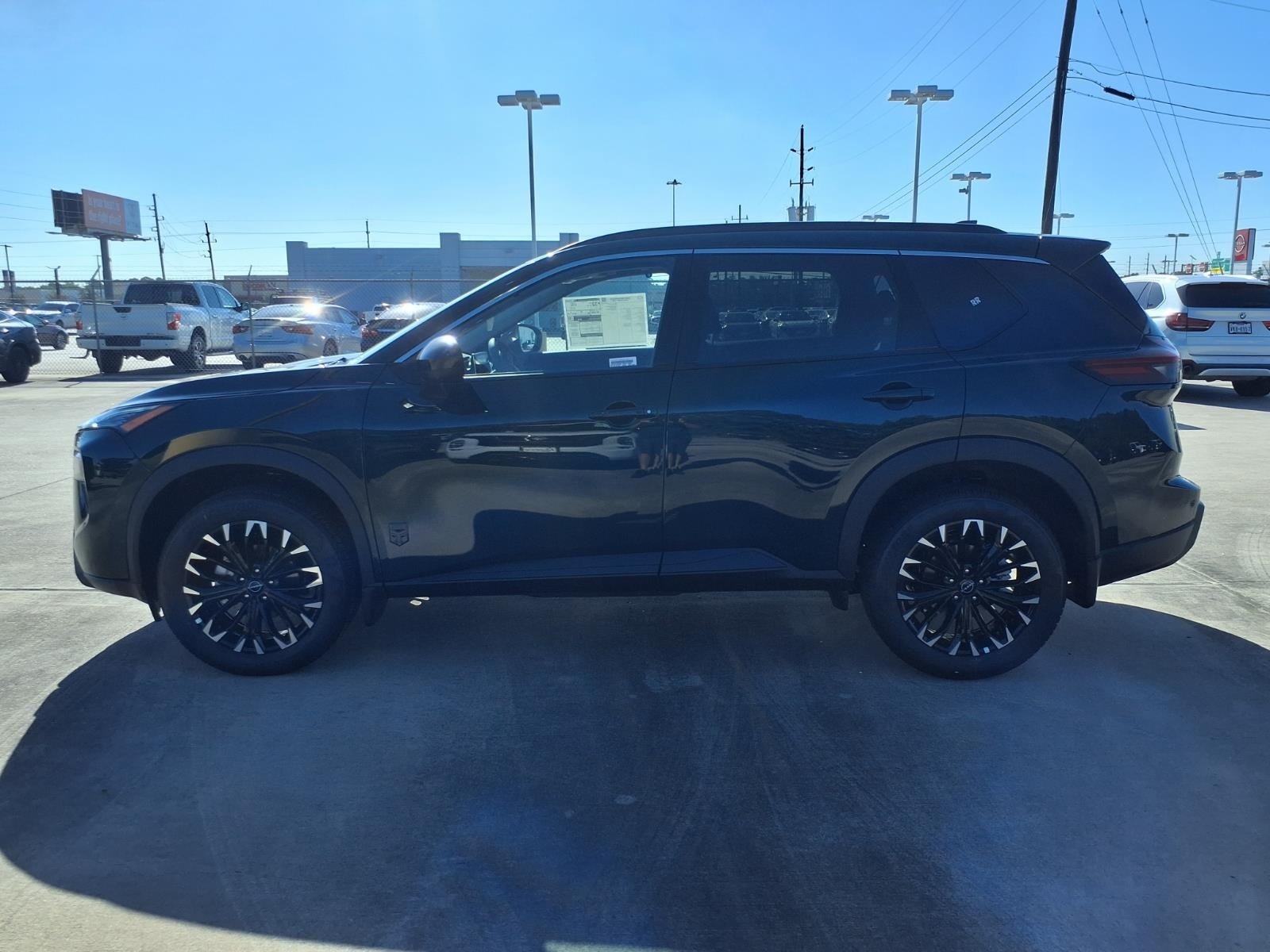 2026 Nissan Rogue photo 10 of 26