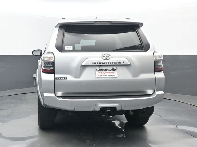 Used 2022 Classic Silver Metallic Toyota SR5 image 20