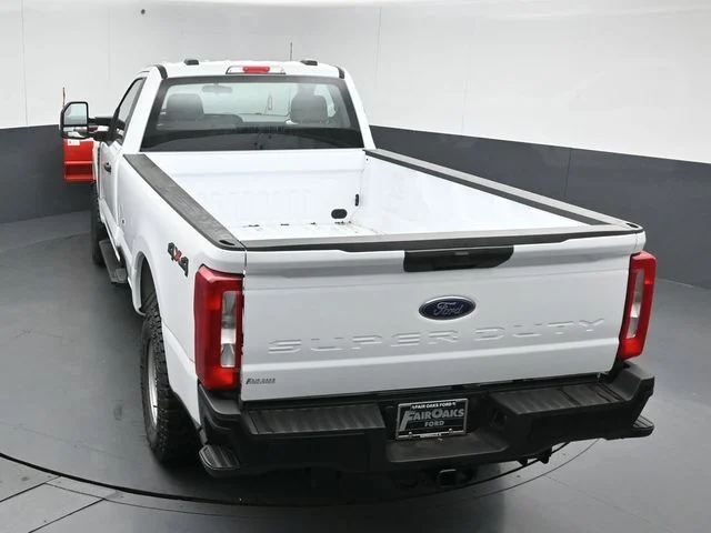New 2026 Oxford White Ford XL image 37