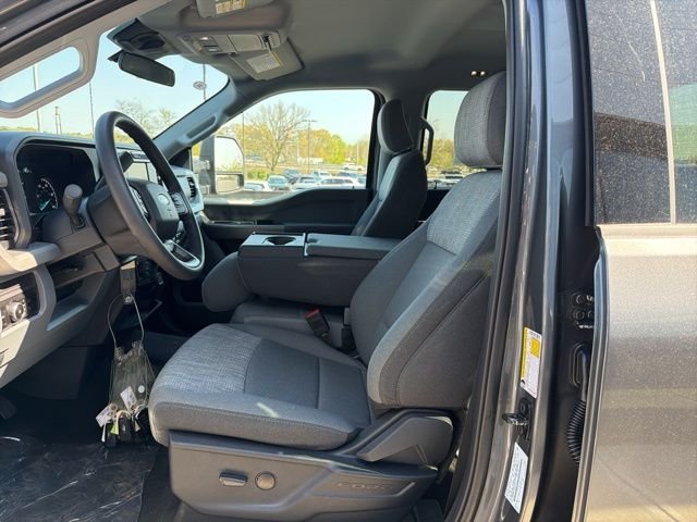New 2026 Carbonized Gray Metallic Ford F-350® XLT image 12