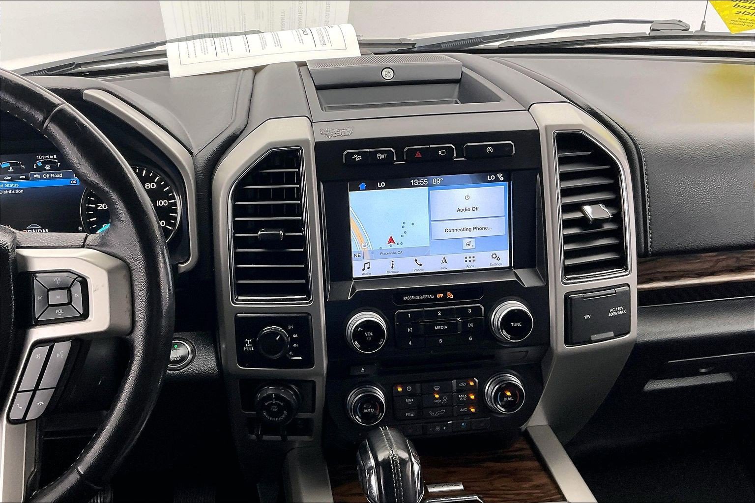 Used 2018 White Platinum Metallic Tri-Coat Ford LARIAT image 4