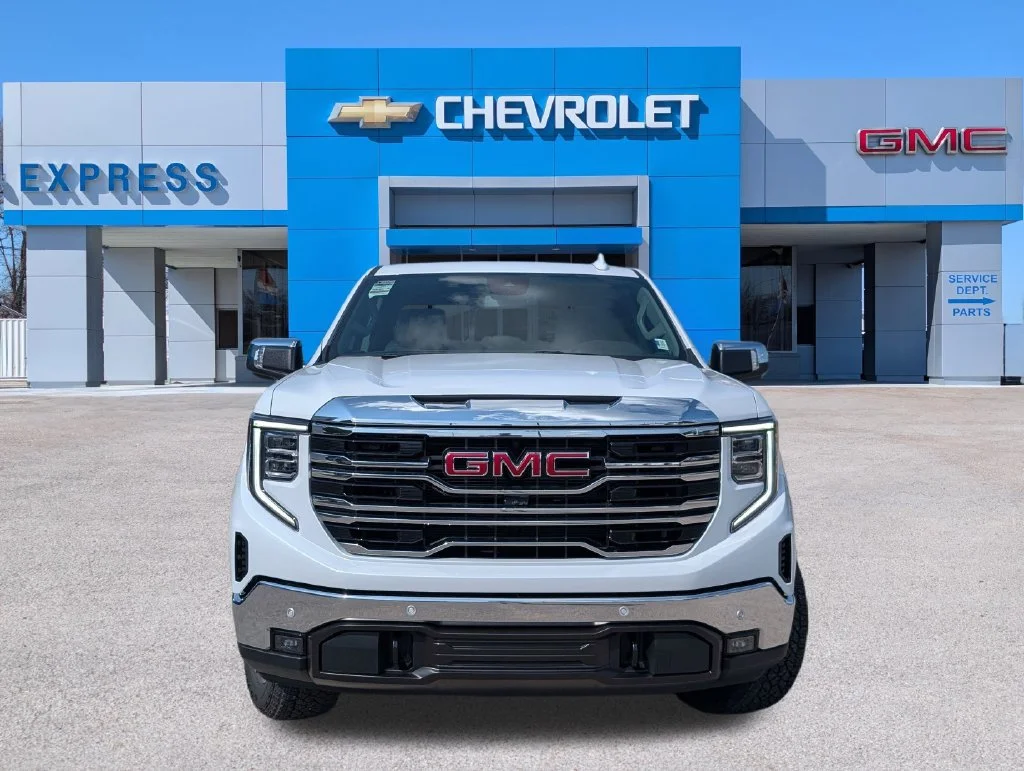 2026 GMC Sierra 1500 SLT - Photo 8