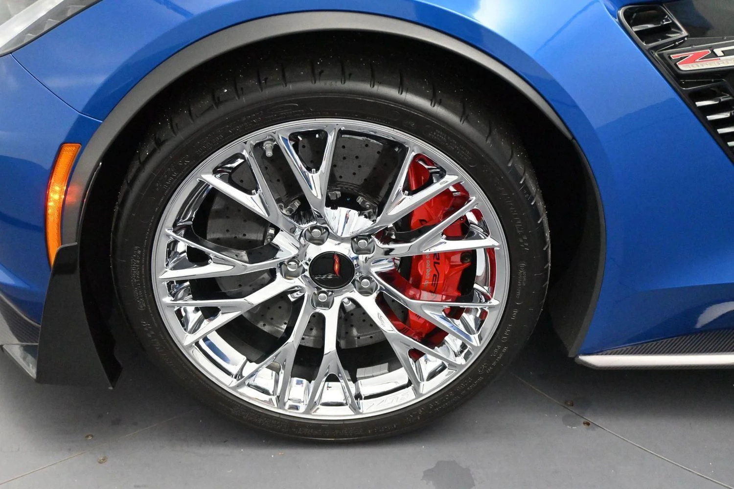 Used 2016 LAGUNA BLUE METALLIC TINTCOAT Chevrolet Z06 3LZ image 37