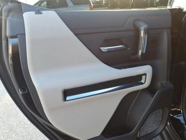 Used 2026 Void Black GMC 2X image 17