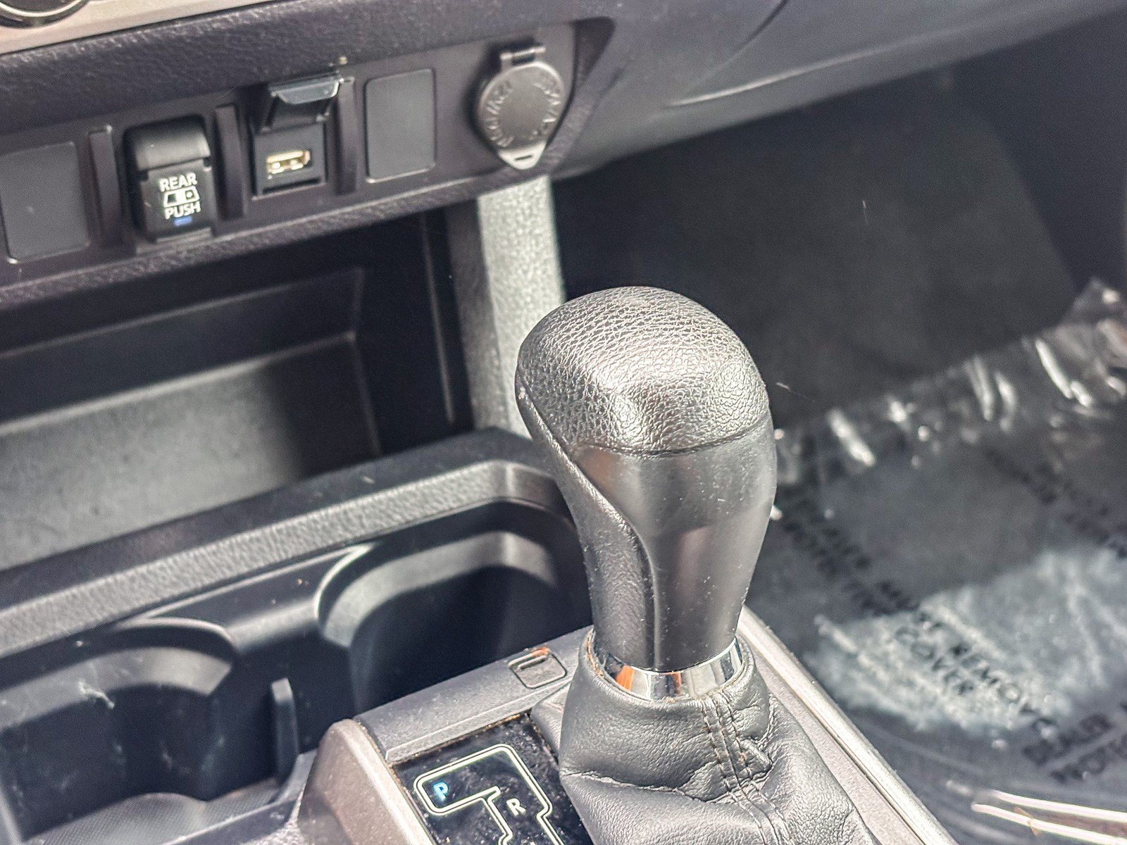Used 2023 Ice Cap Toyota SR5 image 24