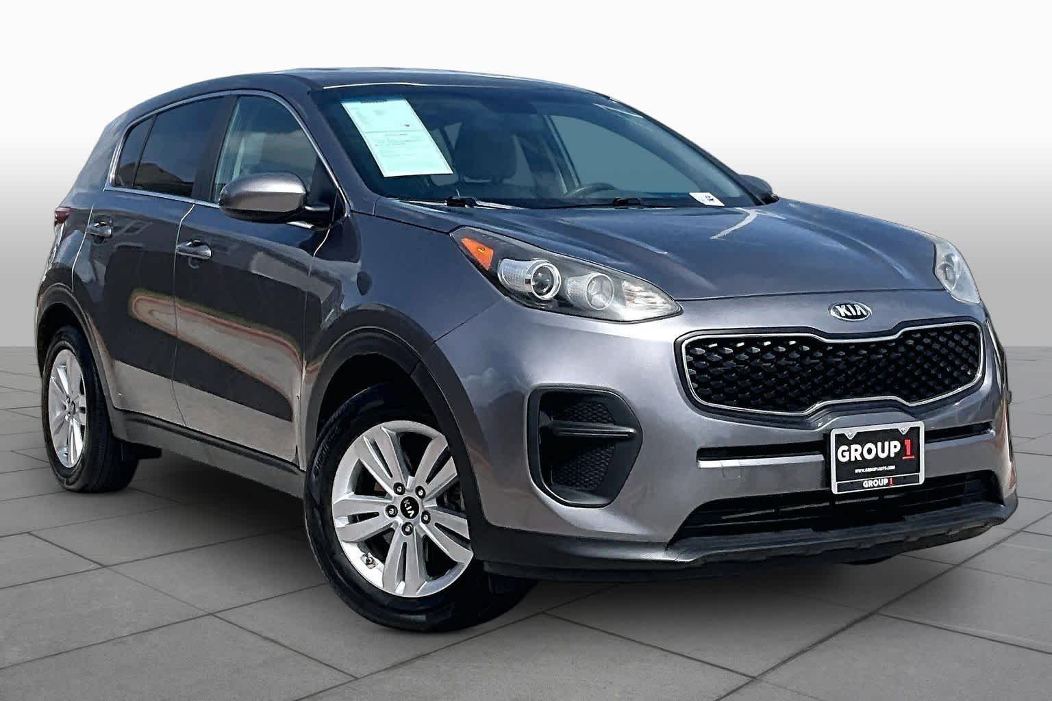 Used 2017 Mineral Silver Kia LX image 3