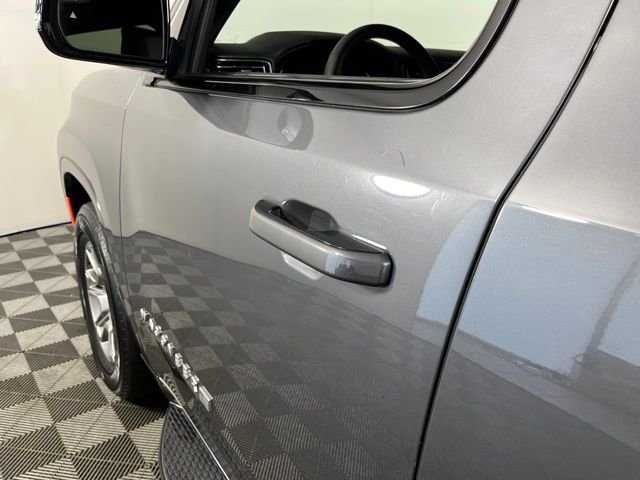 Used 2022 Gray Jeep Series I image 12