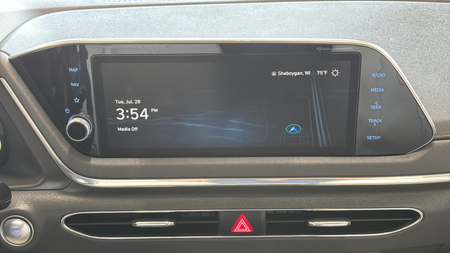 Used 2023 Portofino Gray Hyundai SEL image 15