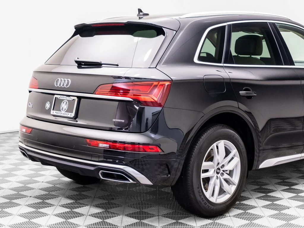Used 2023 Black Audi 45 S line Premium image 33