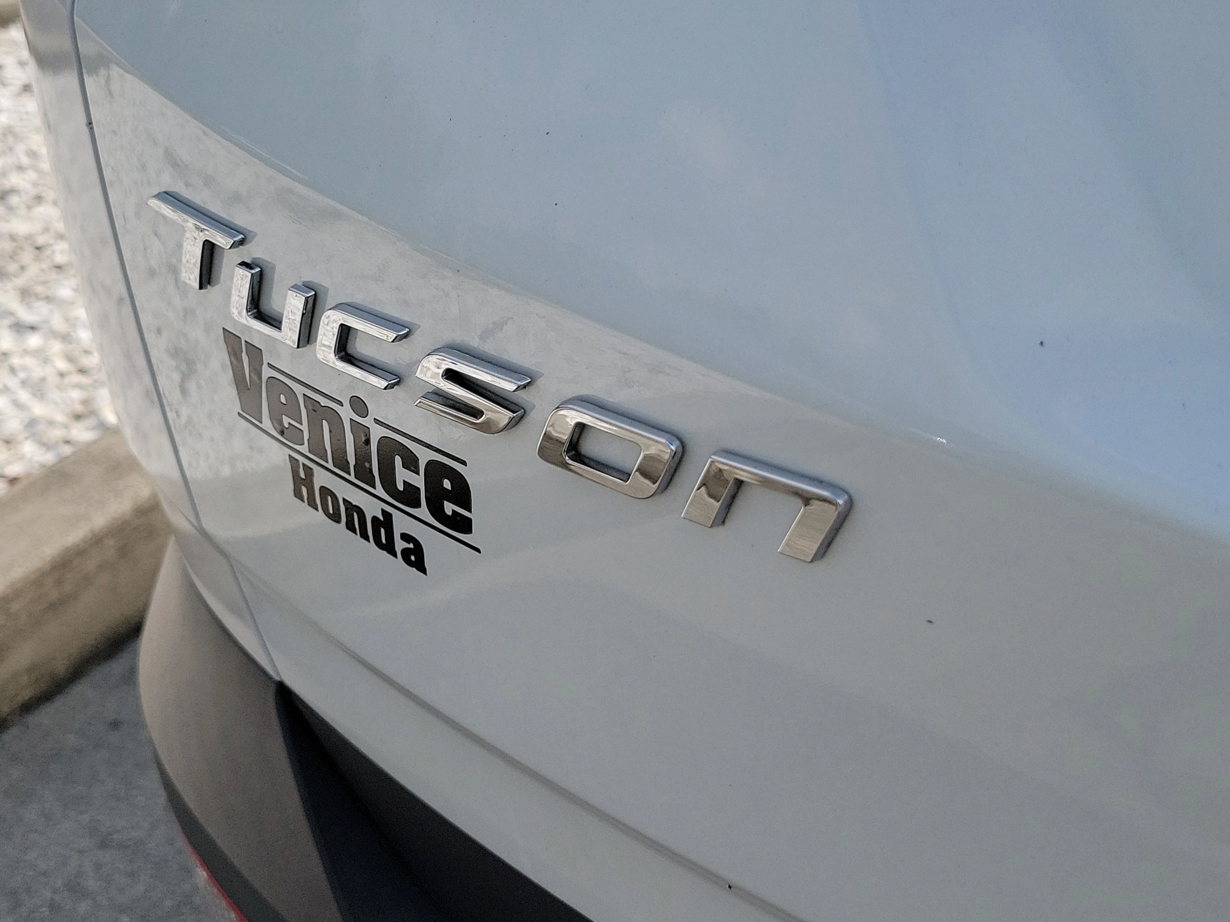 Used 2023 Serenity White Pearl Hyundai SEL image 9