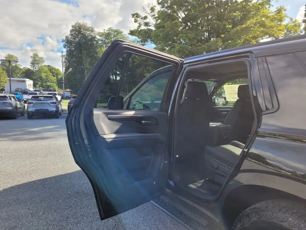 2026 Chevrolet Tahoe Z71 - Photo 9