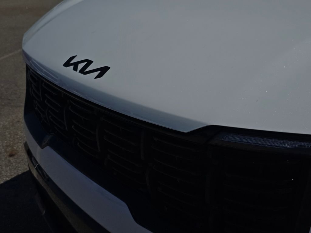Used 2026 White Kia X-Line EX image 13