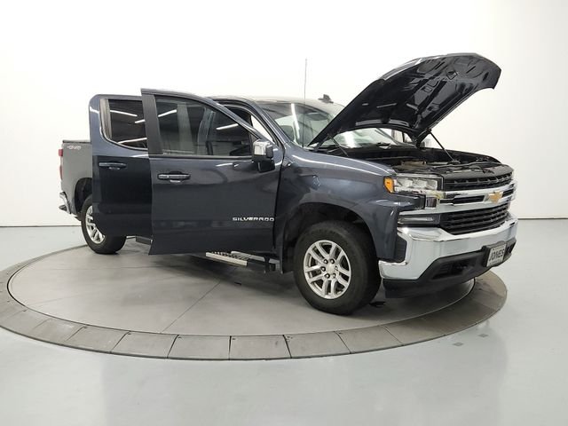 Used 2021 Gray Chevrolet LT image 10