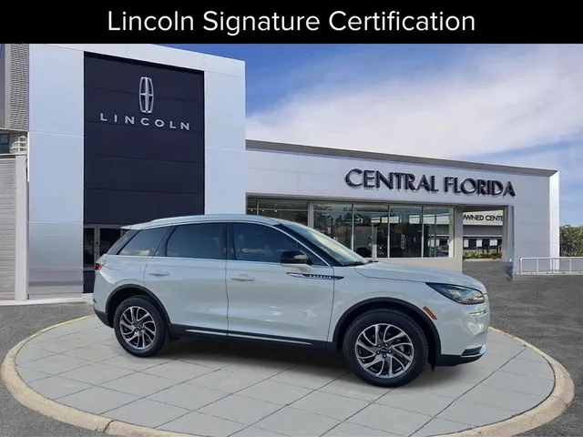 2022 Lincoln Corsair Standard