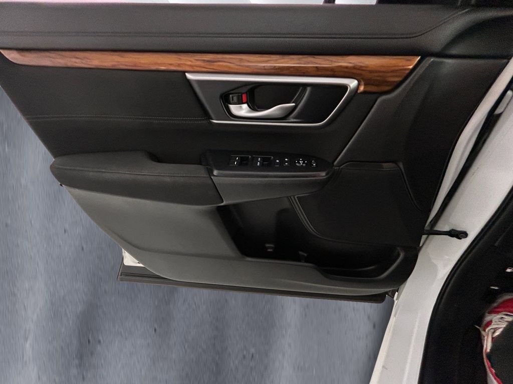 Used 2022  Honda EX image 12