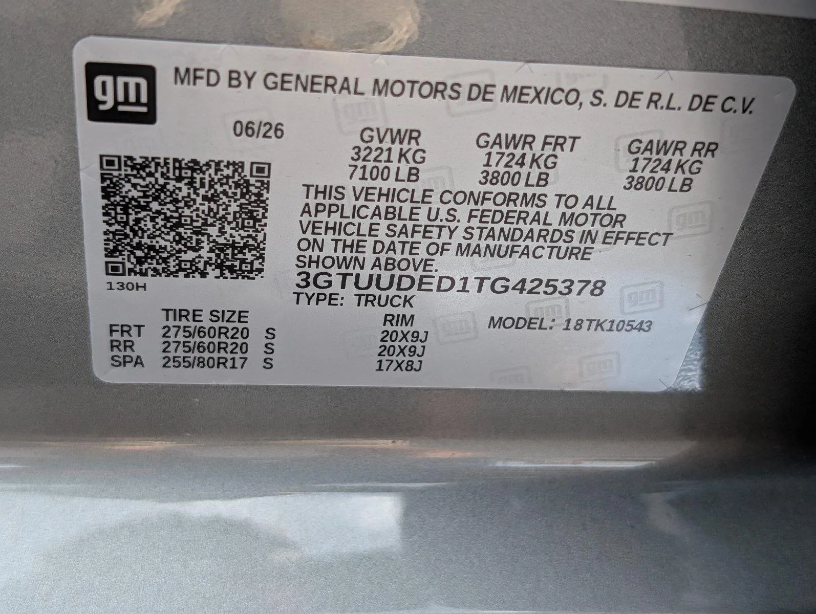 New 2026 Sterling Metallic GMC SLT image 41