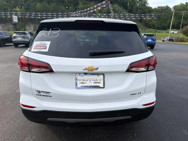 Used 2024 Summit White Chevrolet LT image 6