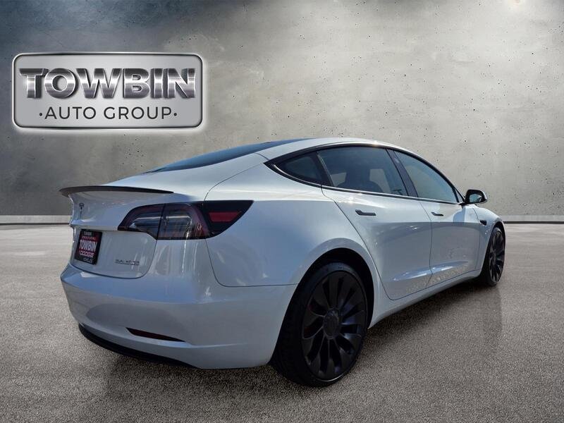 Used 2023  Tesla Performance image 5