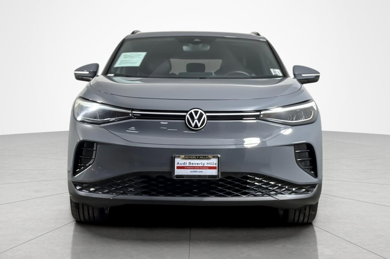 Used 2023 Pure Gray Volkswagen Pro RWD w/LG Battery image 8
